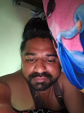 Snapshot of Raziv_komal143 chatting on 03.01.25 Raziv komal143 online show from 03.01.25