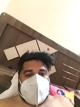 Snapshot of Raziv_komal143 chatting on 03.10.25 Raziv komal143 online show from 03.10.25