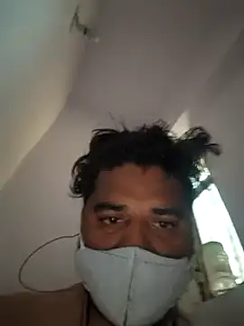 Snapshot of Raziv_komal143 chatting on 03.14.25 Raziv komal143 online show from 03.14.25