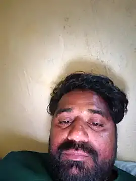 Snapshot of Raziv_komal143 chatting on 03.14.25 Raziv komal143 online show from 03.14.25