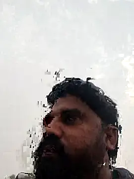 Snapshot of Raziv_komal143 chatting on 10.31.25 Raziv komal143 online show from 10.31.25