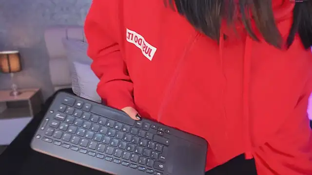 Snapshot of ah_mara_ chatting on 03.12.25 ah mara  online show from 03.12.25