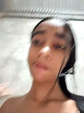 Zoe Sweett18 online show from 11.25.25