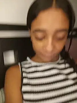 Zoe Sweett18 online show from 07.03.26
