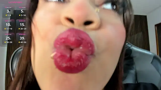 Lolly 18 online show from 03.16.26