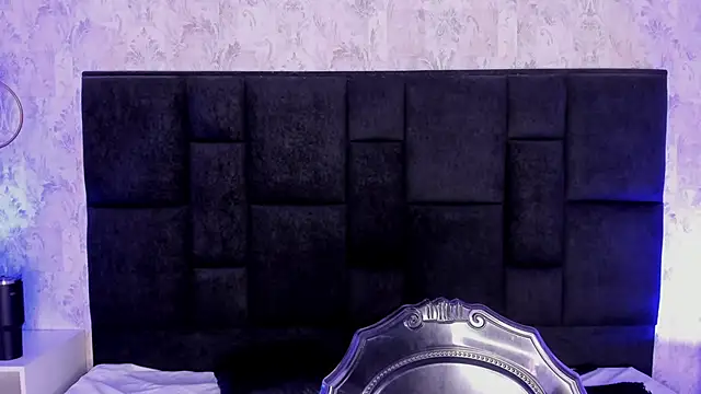 mallory dietlinde online show from 03.08.25