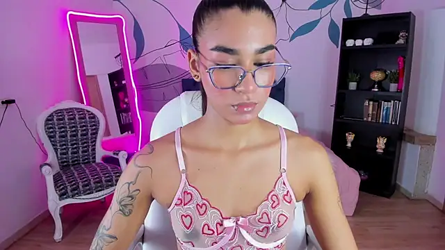 Dana Paula online show from 02.28.26