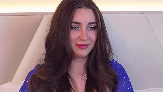 KiraBarlows online show from 02.19.25