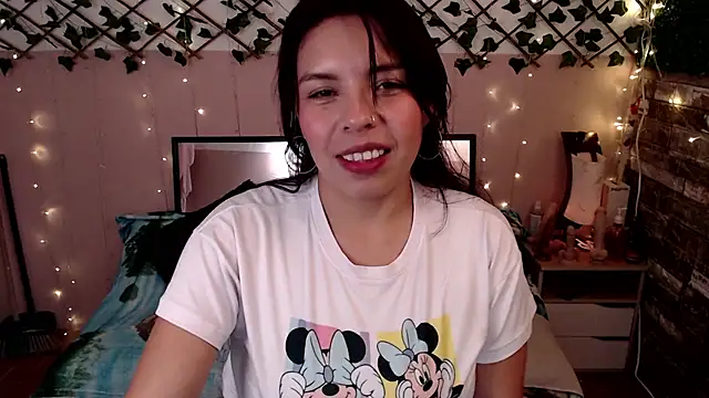 cute bunny95 online show from 03.17.25