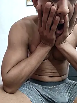 owen2992 online show from 04.11.26