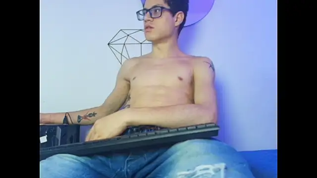 wolfandsky online show from 10.27.25