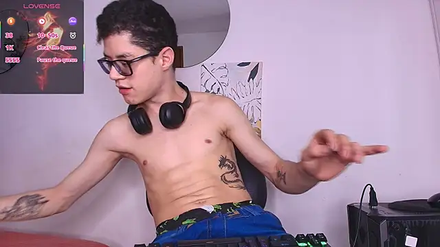 wolfandsky online show from 03.03.26