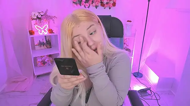 DiaAngell online show from 11.13.25