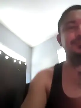 Burrrucecold00 online show from 02.24.25