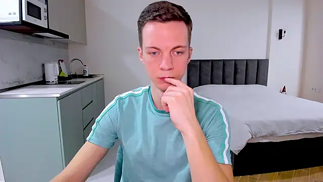 max shy online show from 01.25.25