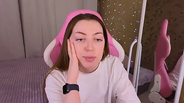 Ann moon   online show from 01.23.25