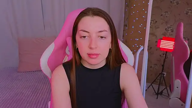 Ann moon   online show from 03.15.25