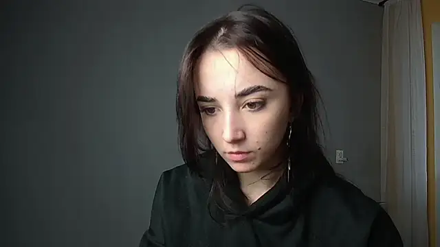 Eva Gloryy online show from 01.28.25