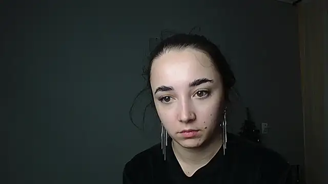 Eva Gloryy online show from 02.08.26