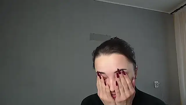 Eva Gloryy online show from 02.22.26