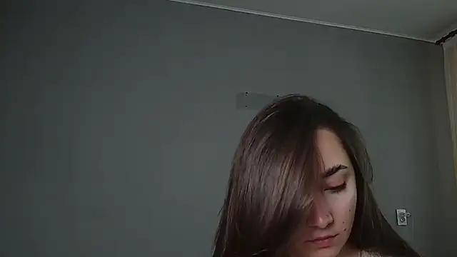 Eva Gloryy online show from 05.15.26