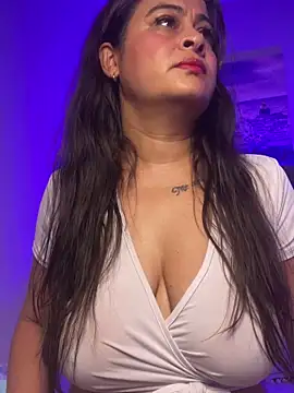 Lili  taylor online show from 03.02.25