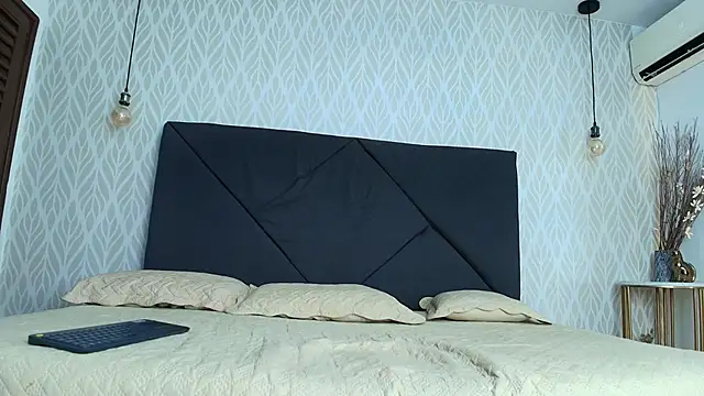 lorena medina online show from 01.22.25