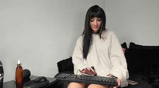 FREYA GERMANIC online show from 02.17.25