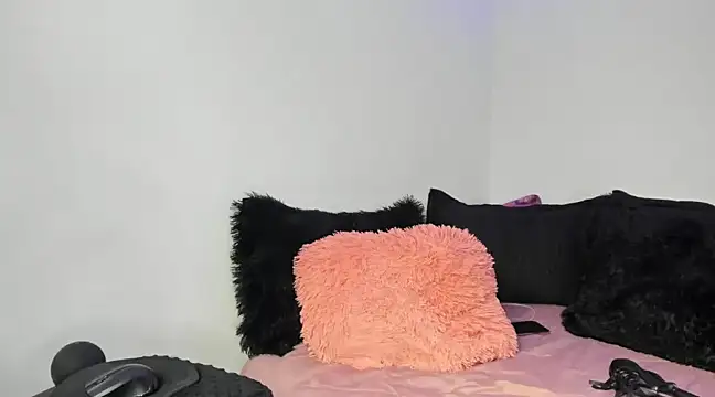 FREYA GERMANIC online show from 02.28.25