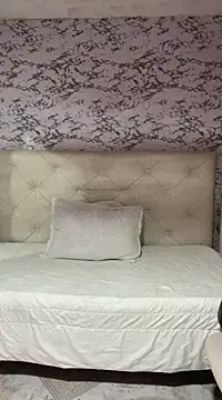 Snapshot of viktoria_davis_ chatting on 02.01.25 viktoria davis online show from 02.01.25