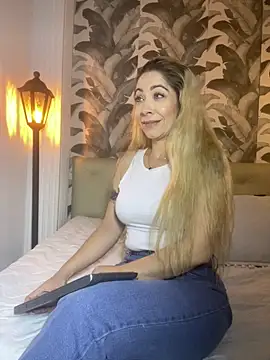 viktoria davis  online show from 03.22.26