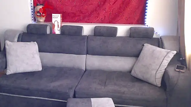 Snapshot of sachaclinford chatting on 09.18.25 sachaclinford online show from 09.18.25