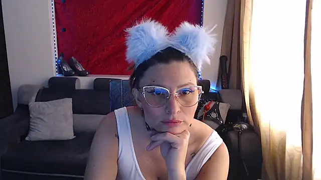 Snapshot of sachaclinford chatting on 09.30.25 sachaclinford online show from 09.30.25