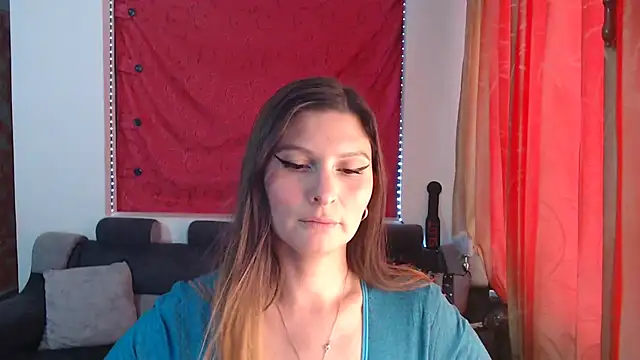 Snapshot of sachaclinford chatting on 10.08.25 sachaclinford online show from 10.08.25