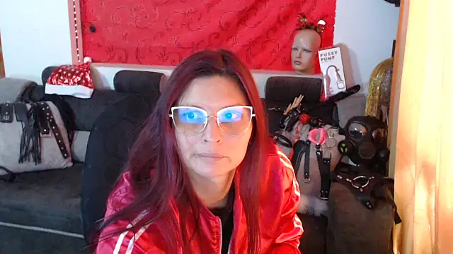 sachaclinford online show from 11.11.25