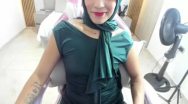 Zulema hamdi online show from 01.20.25