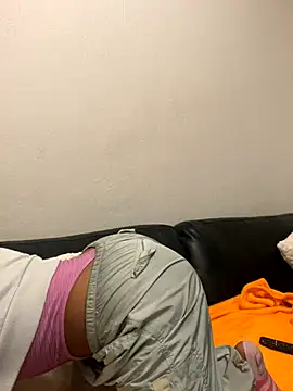 Snapshot of Go_Meg chatting on 10.30.25 Go Meg online show from 10.30.25