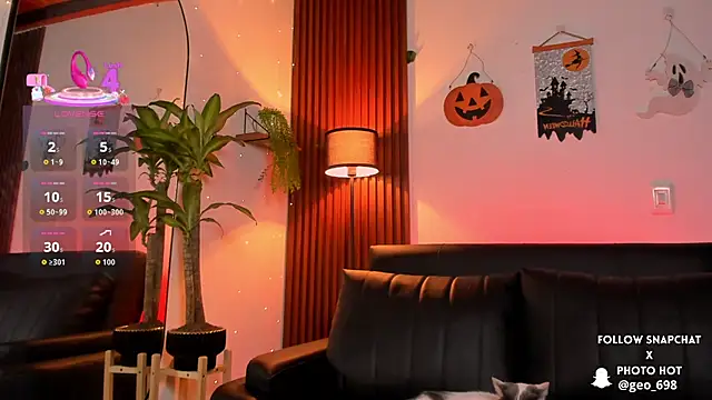 Snapshot of Georgina_caruso chatting on 10.14.25 Georgina caruso online show from 10.14.25