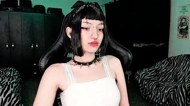 roxy toxic online show from 01.08.26