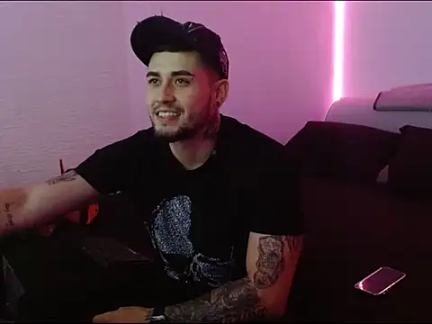 Lliam 2 online show from 01.18.25