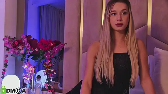 MaeveDream online show from 10.10.25