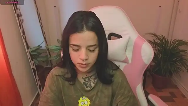 Snapshot of Nicole_Foxx_ chatting on 05.17.26 Nicole Foxx online show from 05.17.26