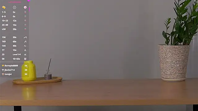 HildaFerrett online show from 02.04.25