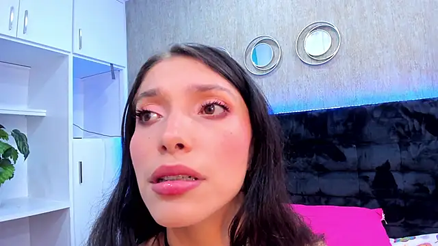 LorenVegga online show from 02.02.25