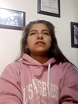 Snapshot of Kitten_Cam chatting on 10.02.25 Kitten Cam online show from 10.02.25