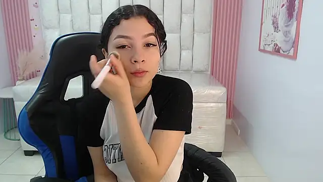 shalon diaz s online show from 09.17.25