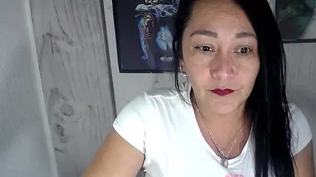 JULIANAWET69 online show from 11.25.25