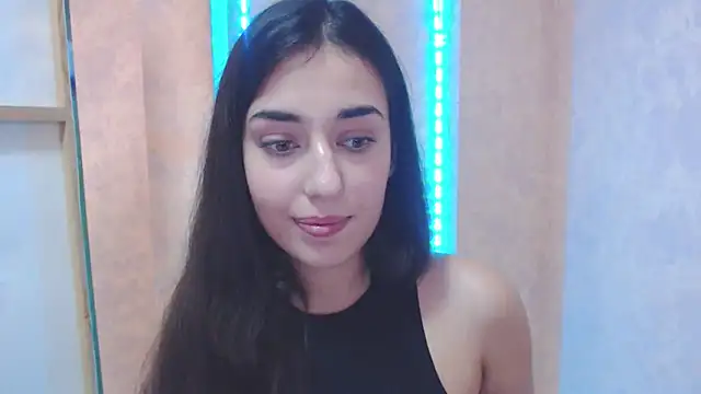 Lovelllyy online show from 01.24.25