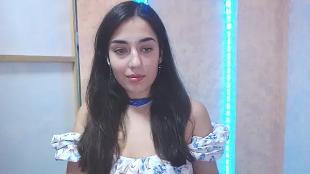 Lovelllyy online show from 02.07.25
