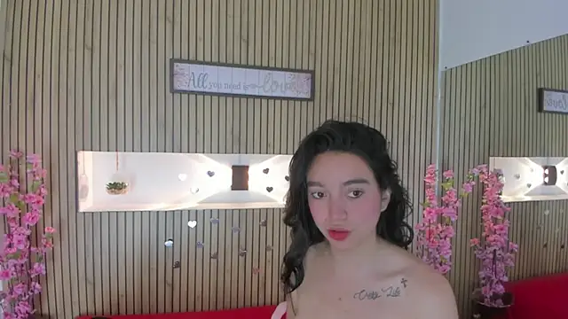 Ashley 7777 online show from 10.18.25